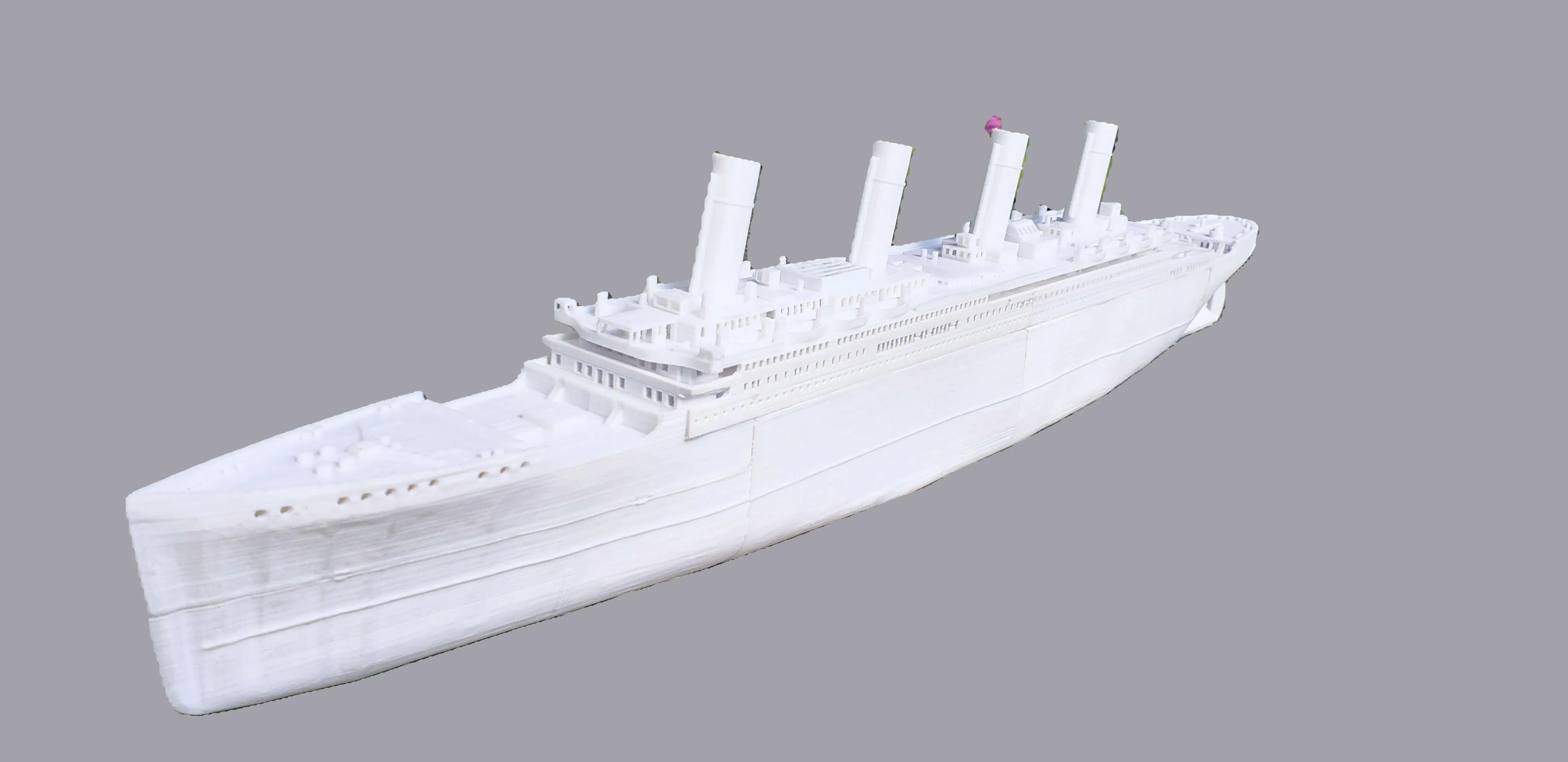 TITANIC 1/500 SCALE