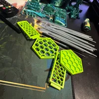 Hexagonal Paint Brush Stand-2
