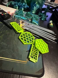 Hexagonal Paint Brush Stand-2