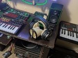 Headphone to Speaker Conversion Stand-6