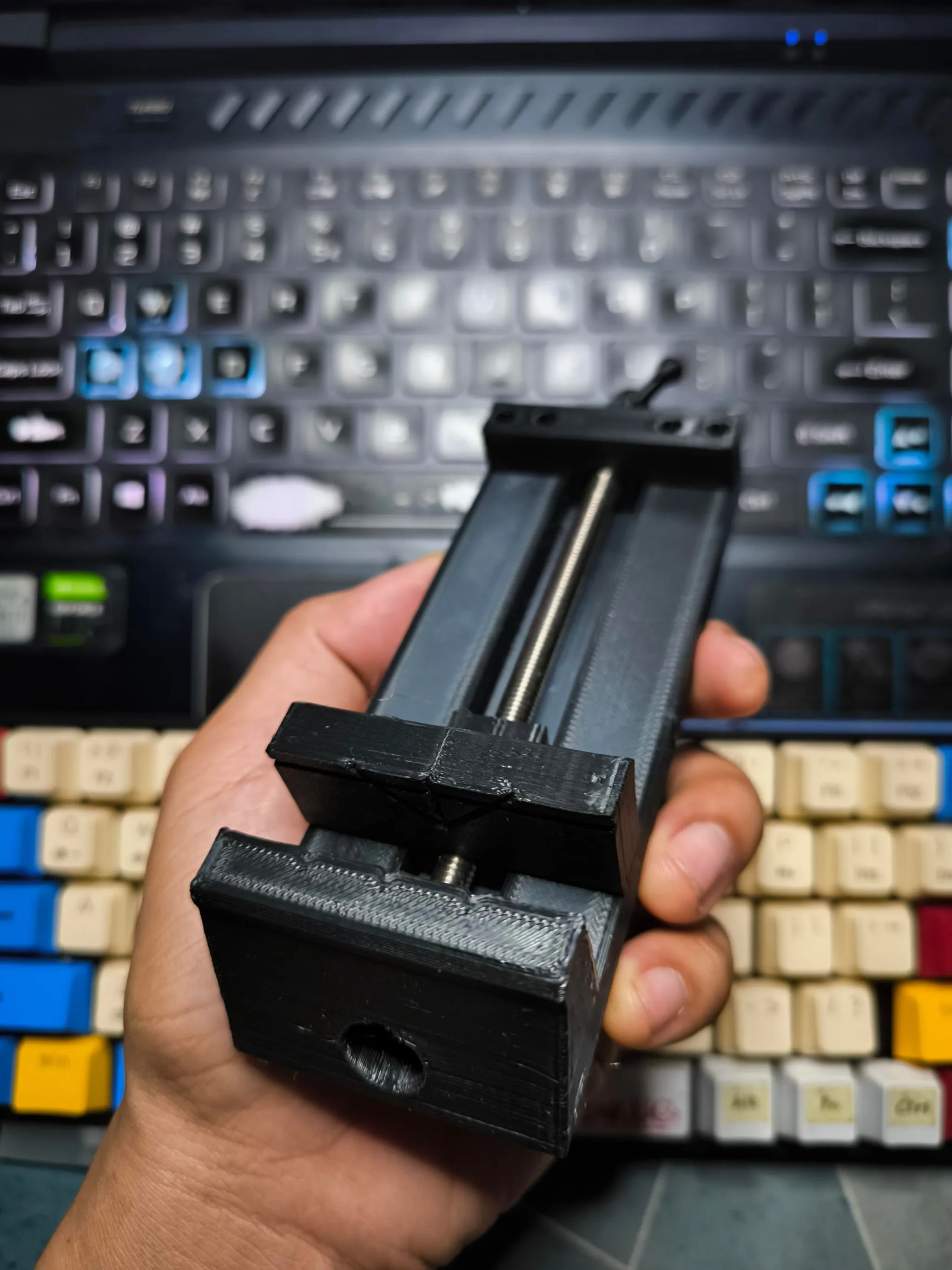 Bench Vice for Small PCB Version 4