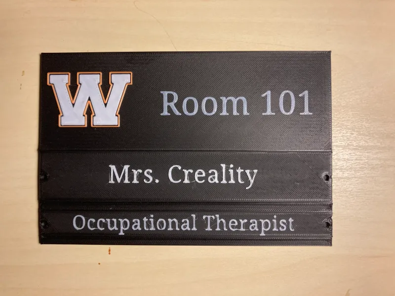 Simple Sign with Printable Changeable Panels