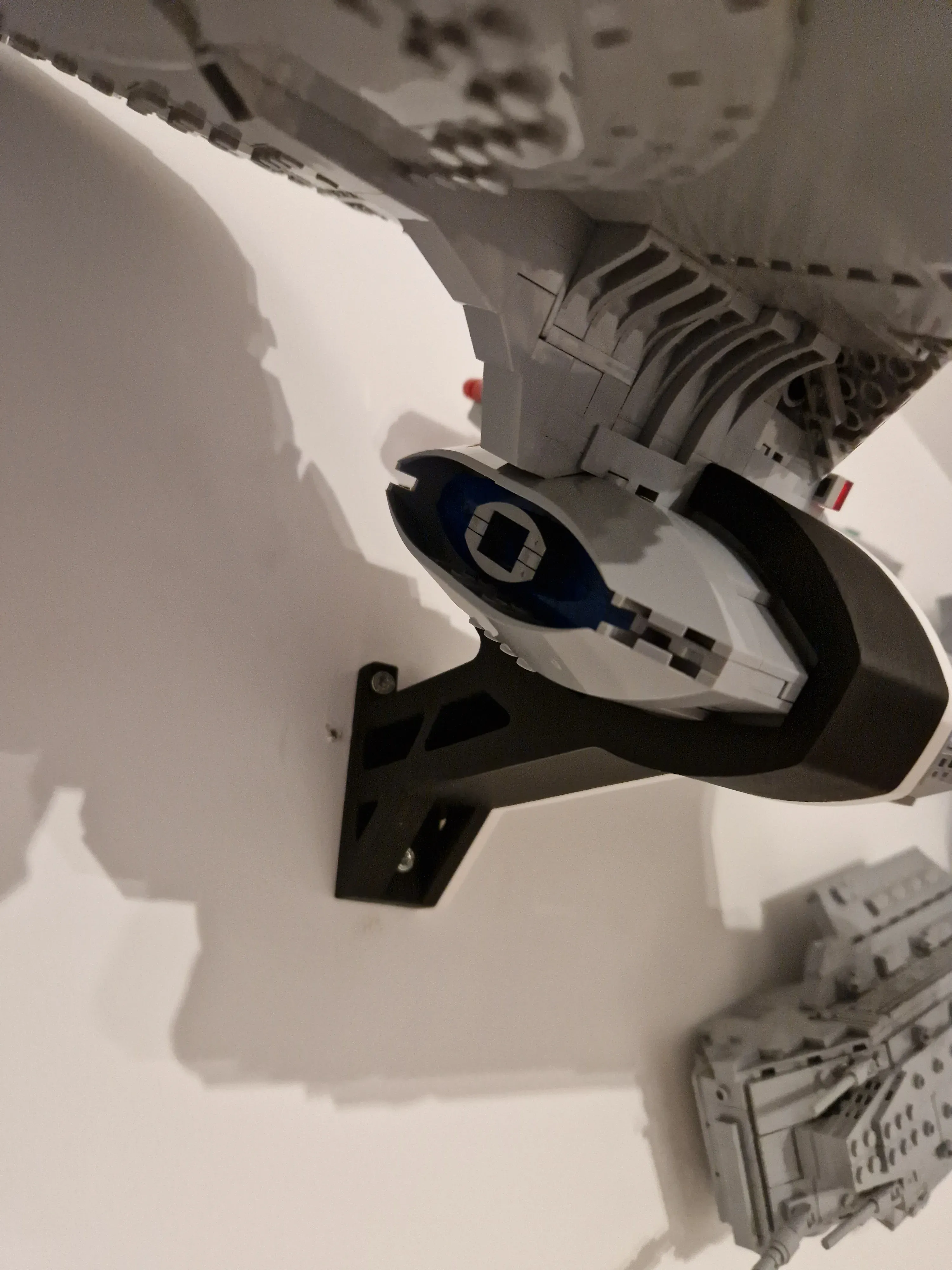 Bluebrixx Star Trek Enterprise D Wall Mount