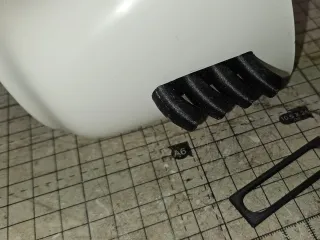 Model aeroplane exhaust vents