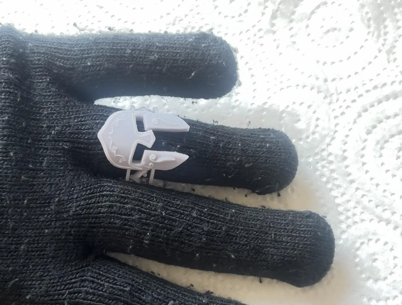 anello con elmo di guerriero spartano