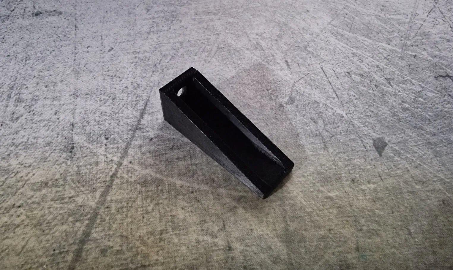 Floating shelf bracket 🪛