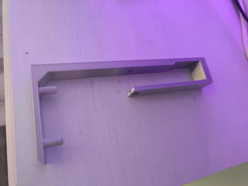 Hanging bracket for LG soundbar