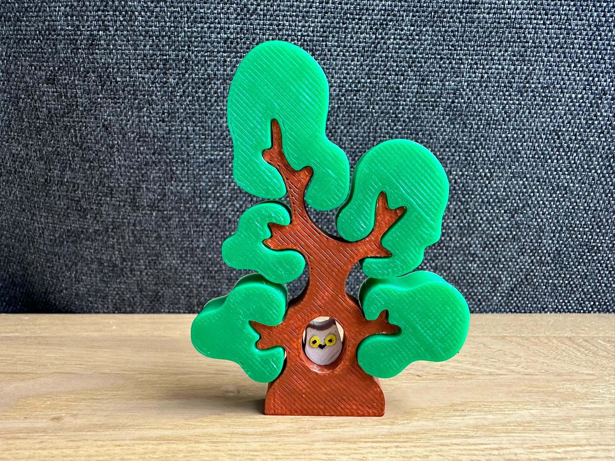 Puzzle tree with owl