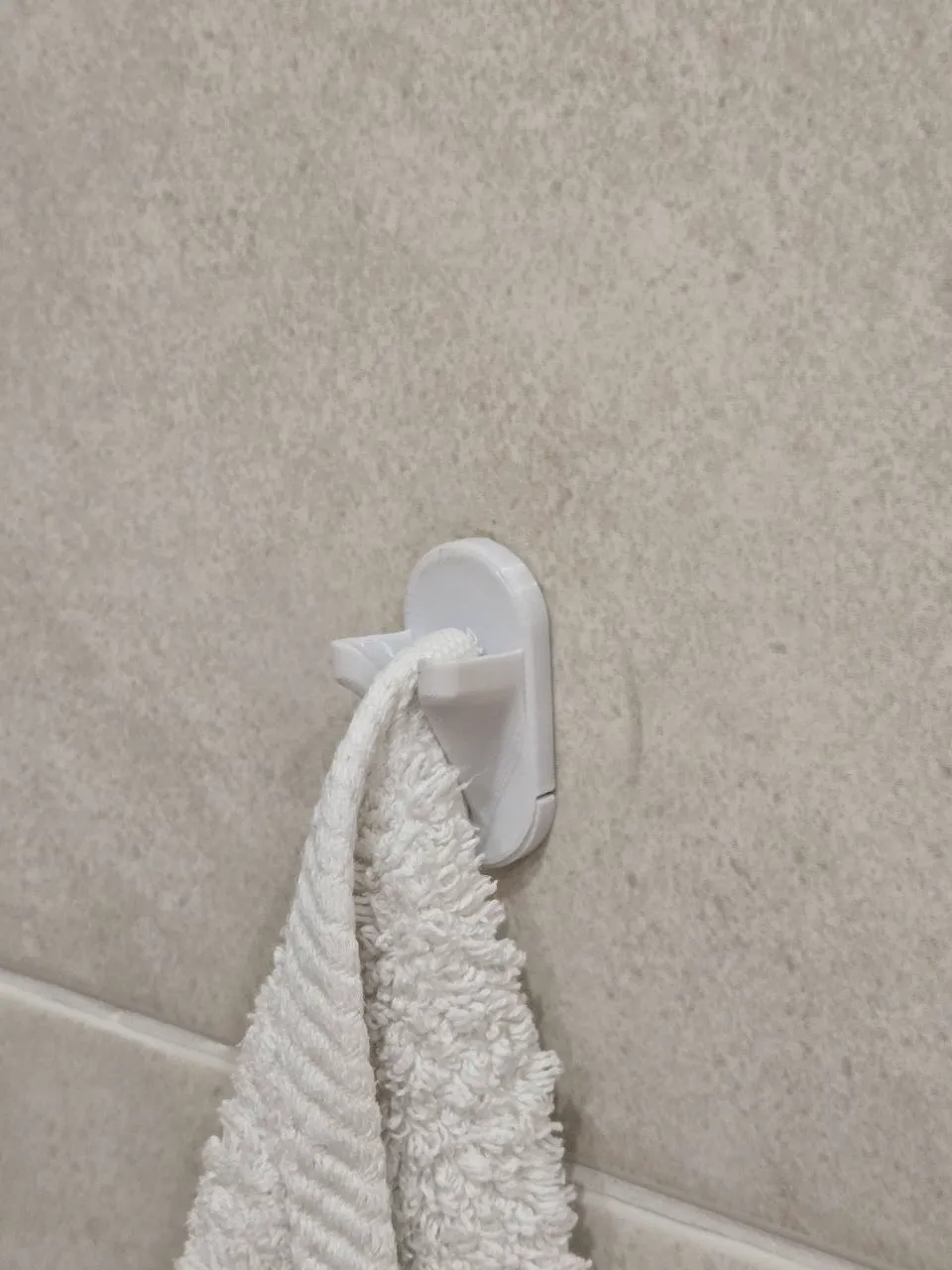 minimalistic towel holder