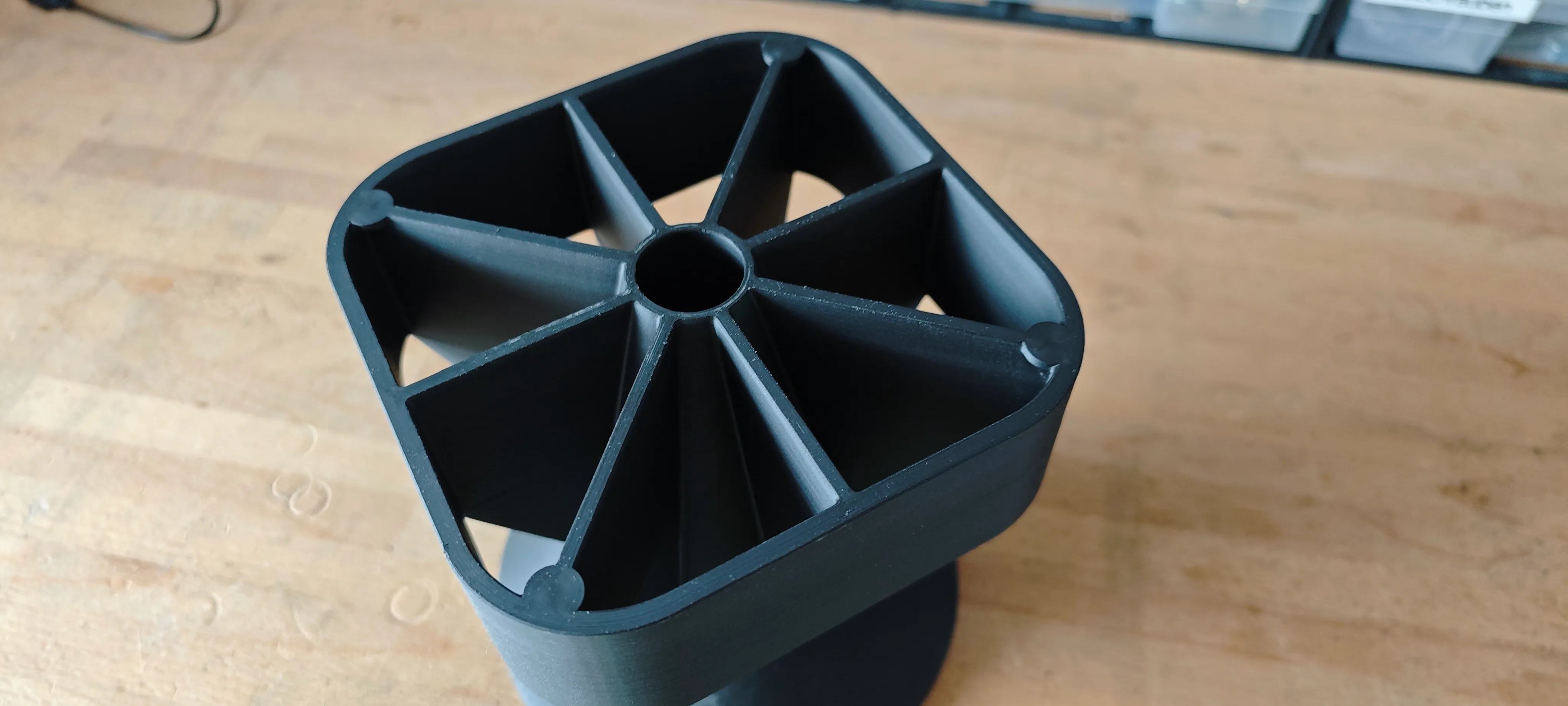 diseño fresco mod FAT BOY soporte / soporte para el altavoz Alexa