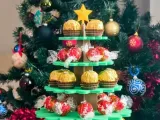 Christmas Tree Cookie Stand-2