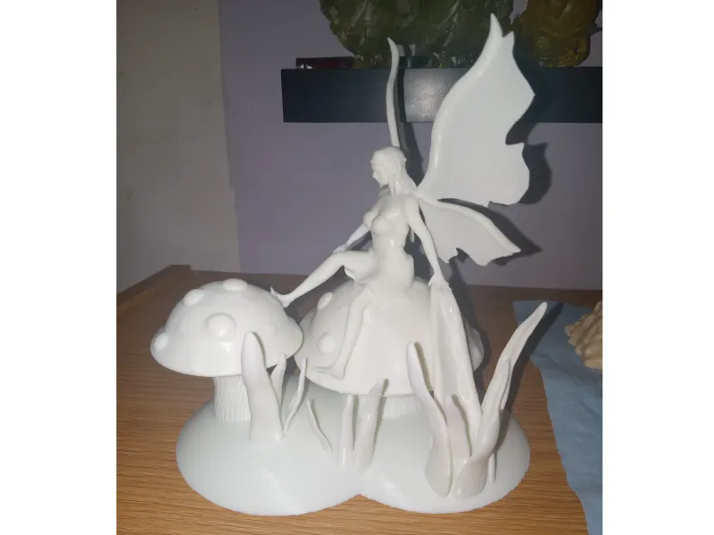estátua de fada mística