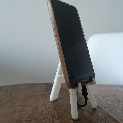 Foldable phone stand 3d model