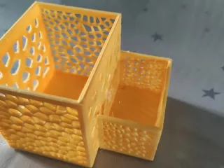Voronoi Pen Holder