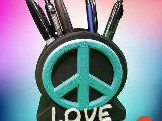 Peace and Love Display Pen Holder