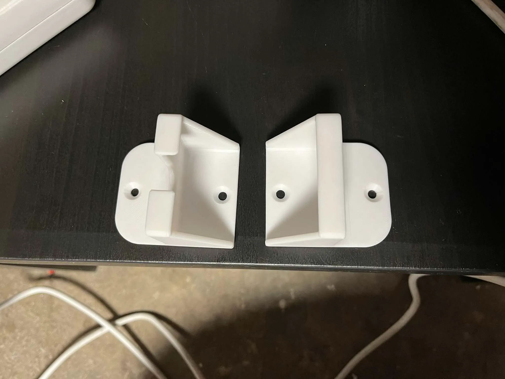 Extension cable holder