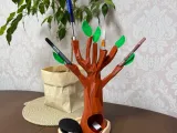 Tree-shaped organizer-1