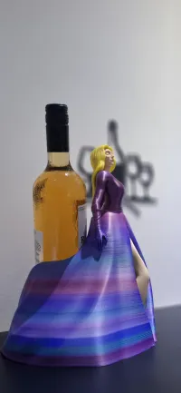 MUJER PORTA VINO II-0