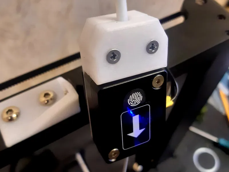 Suporte de tubo PTFE para o sensor de filamento Ender 3v3 KE