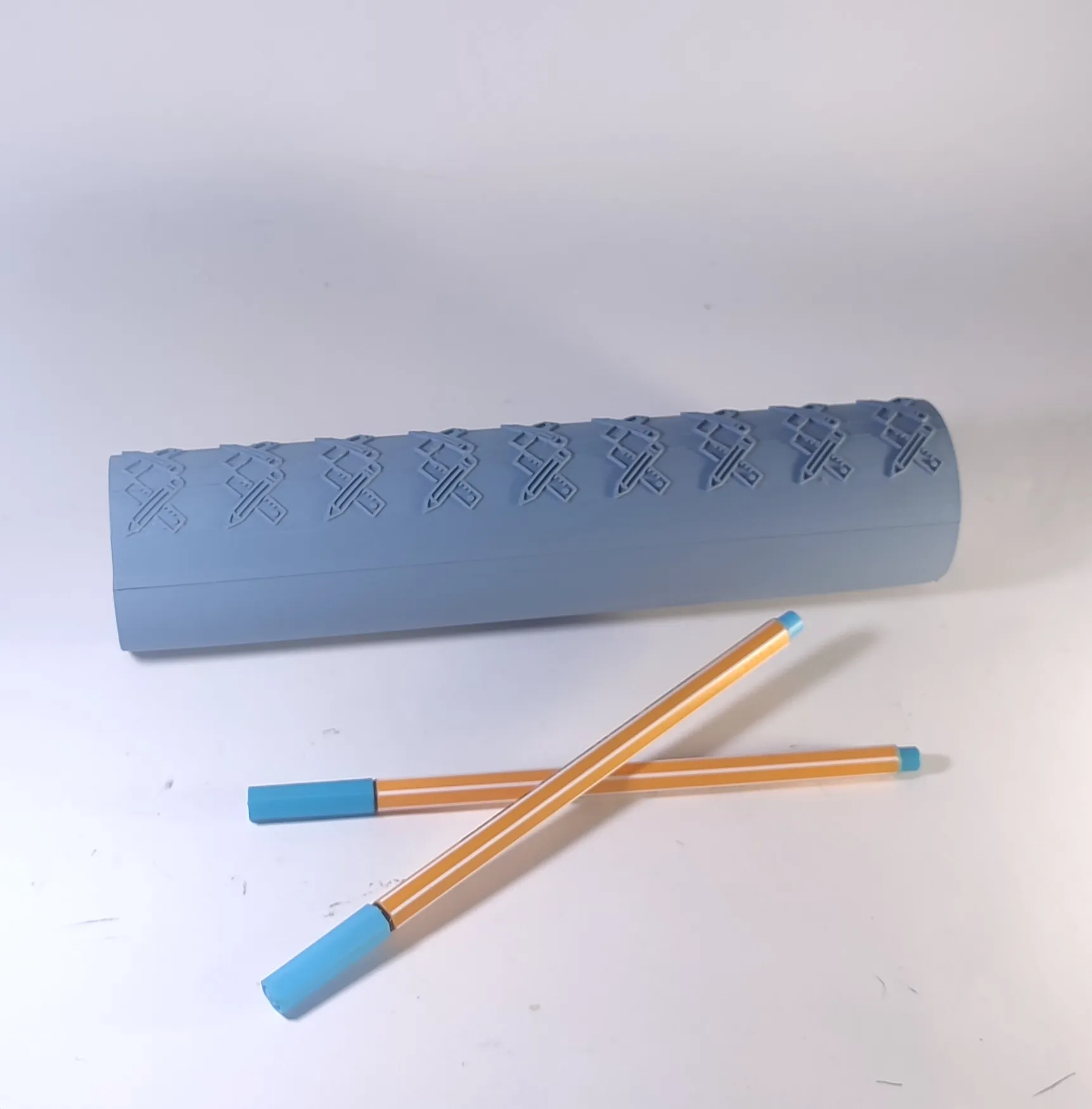 Elegant crayon case 3D models download Creality Cloud