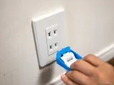 プラグ引き抜き補助具-1