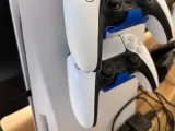 PS5 controller hanged mount-1