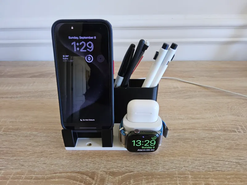 AppleDock: ricarica il telefono, l'Apple Watch e gli AirPods