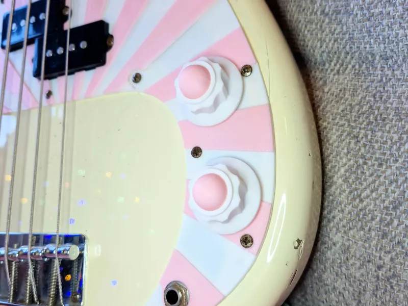 Twistee Guitar Control Knobs