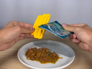 Cat Food Squeezer