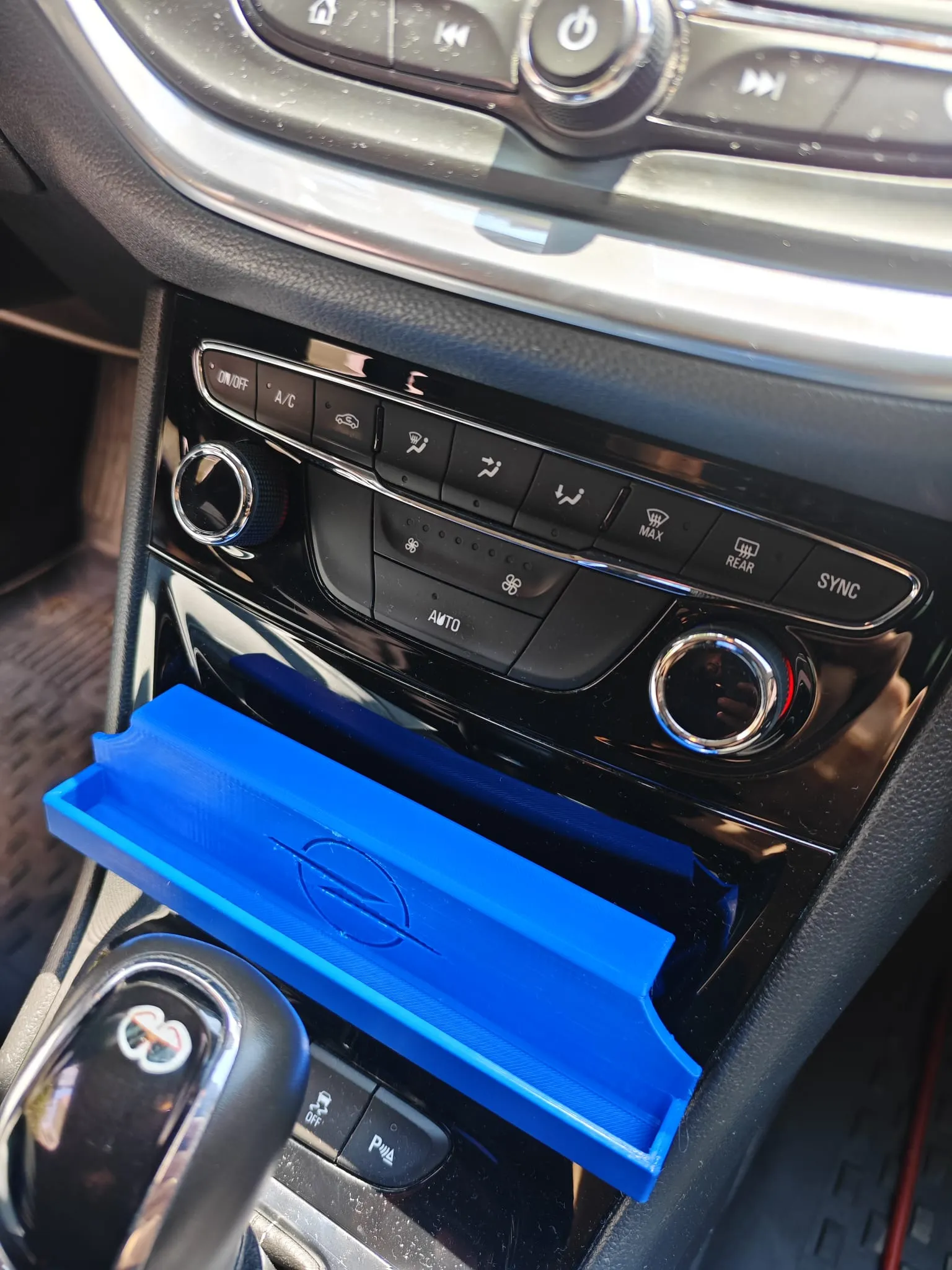 soporte para teléfono opel astra k