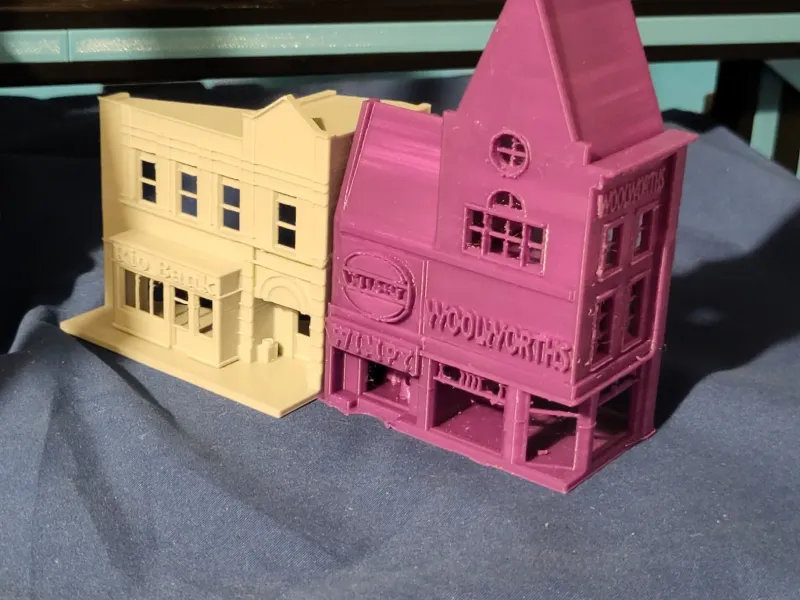 N Scale (Gauge) Woolworths and Wimpy building