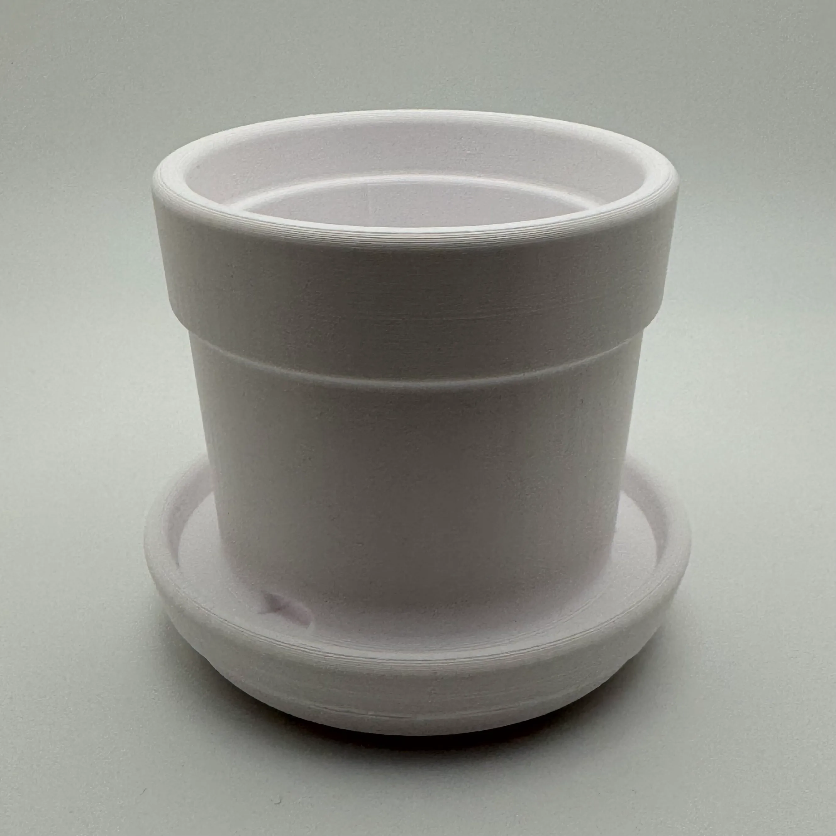 Small Round Plant Pot - (designx-lab.com)