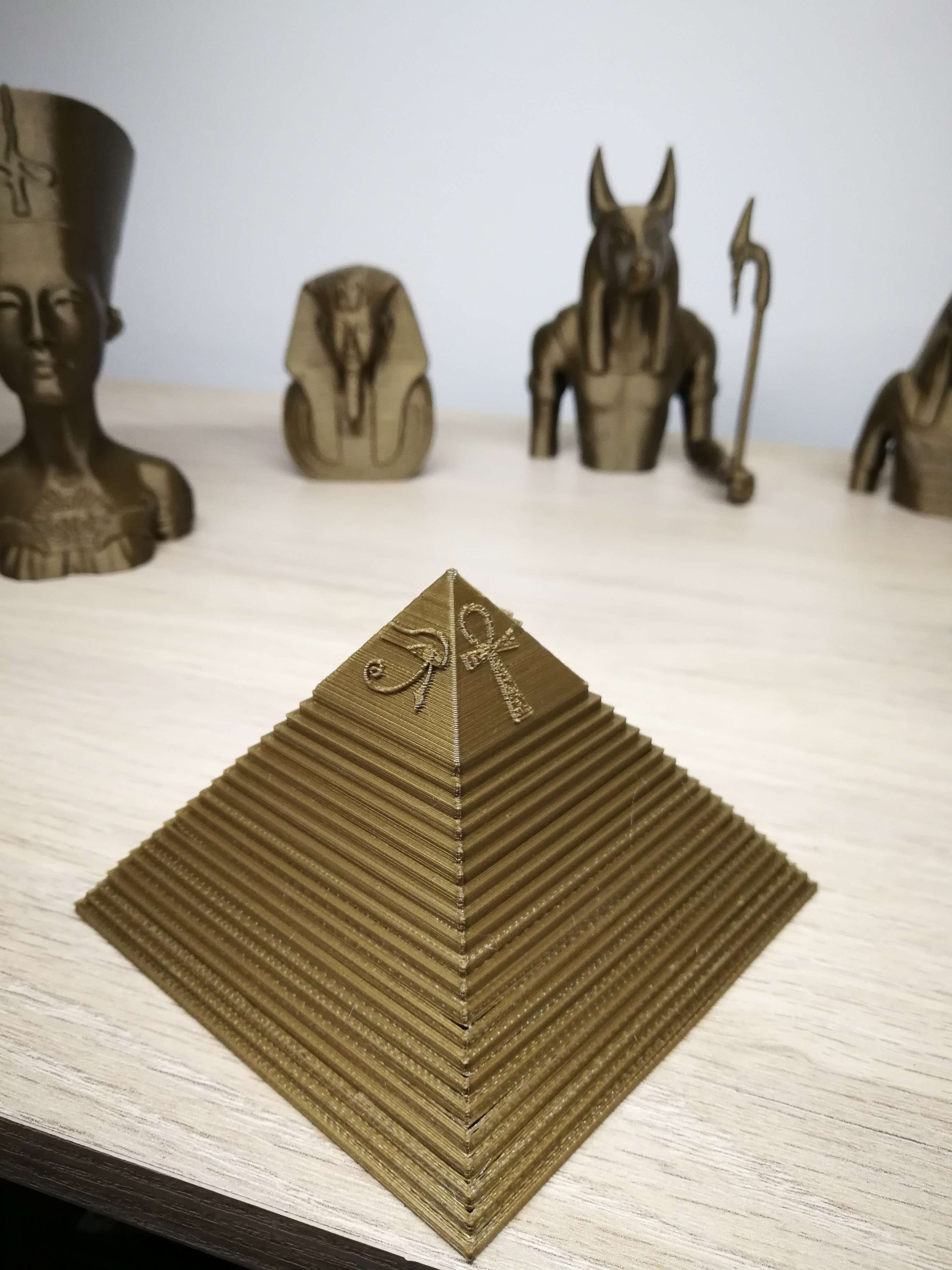 Golden Pyramid Egipt-0