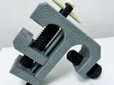 Bench Vise IV-6