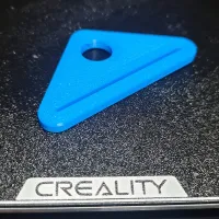 Simple_Toothpaste_Squeezer-0