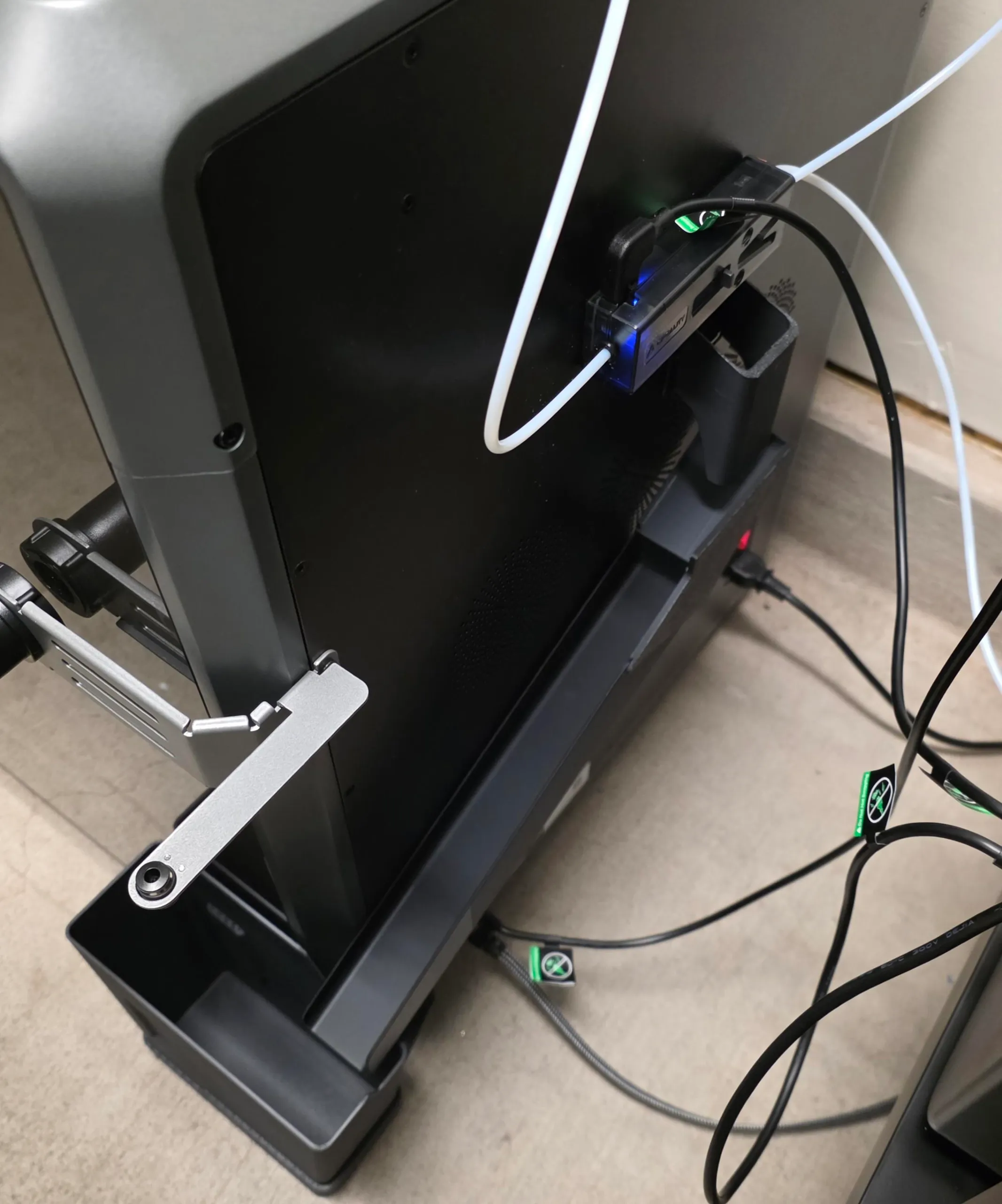 K2 Plus - Right poop chute with removable bin-0