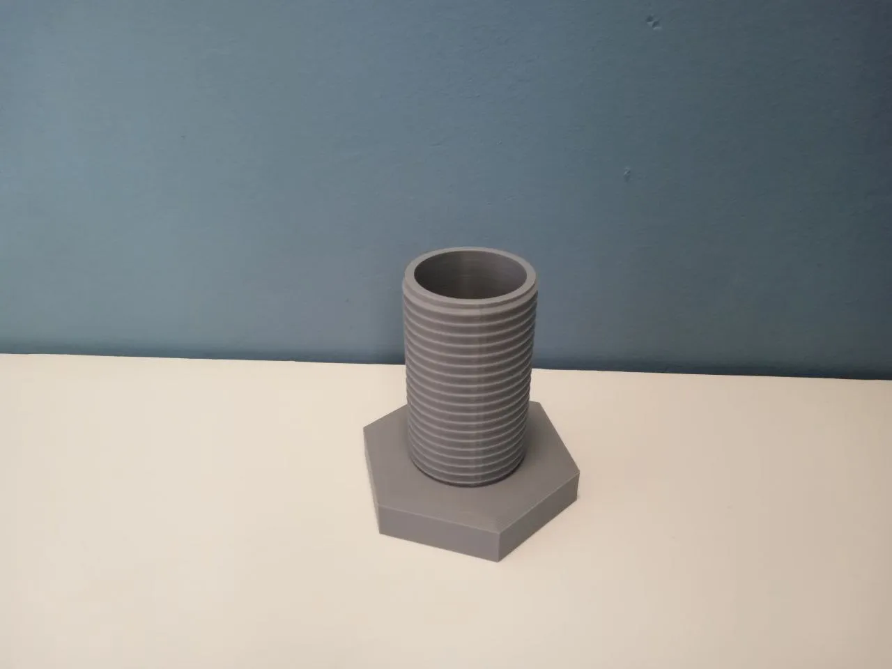 Bolt Vase / Case / Holder, 2 heights, 2 different nuts incl.