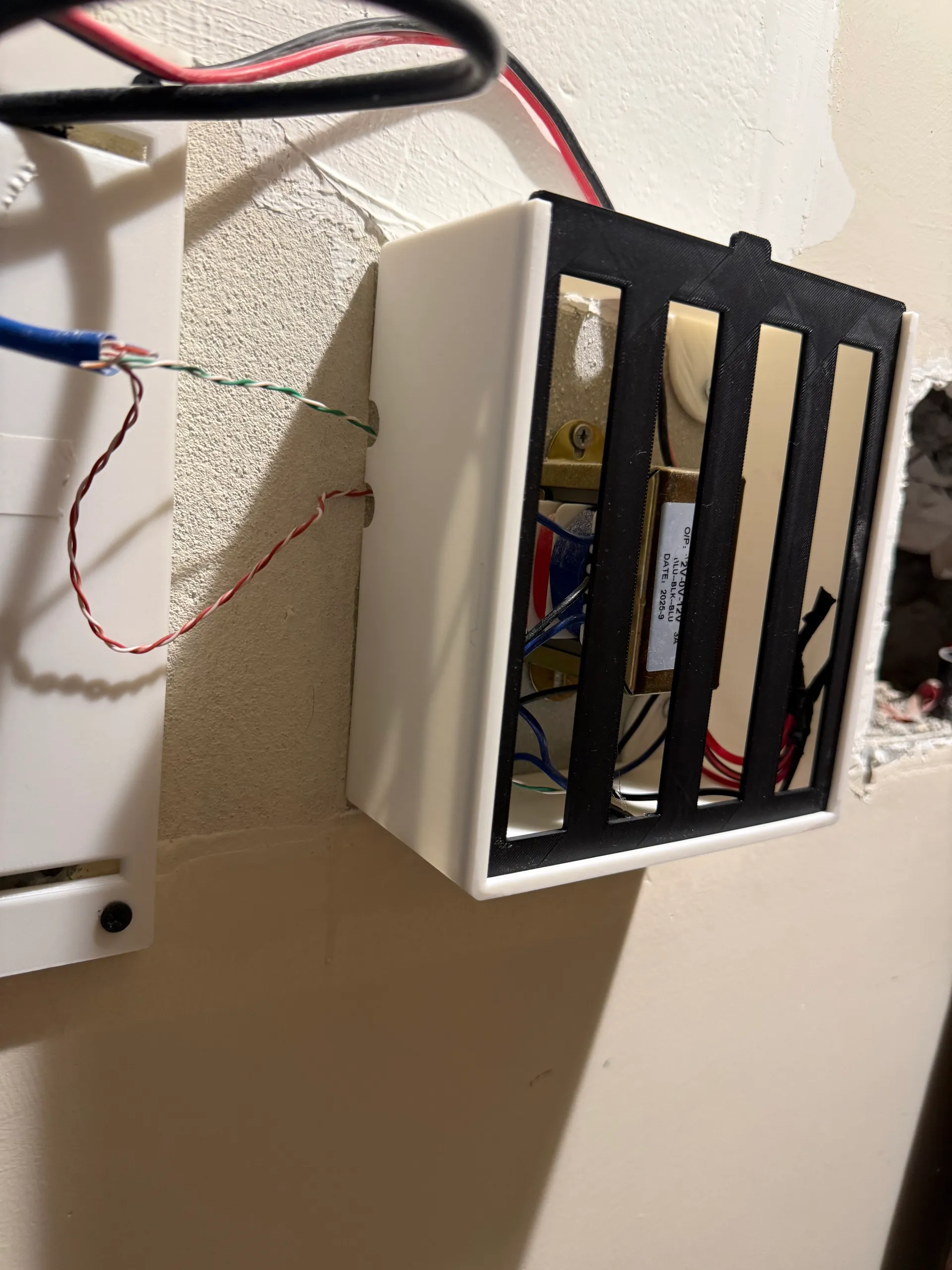Wall Mounted Box-1