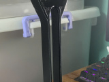 Y Trophy headphone stand -1