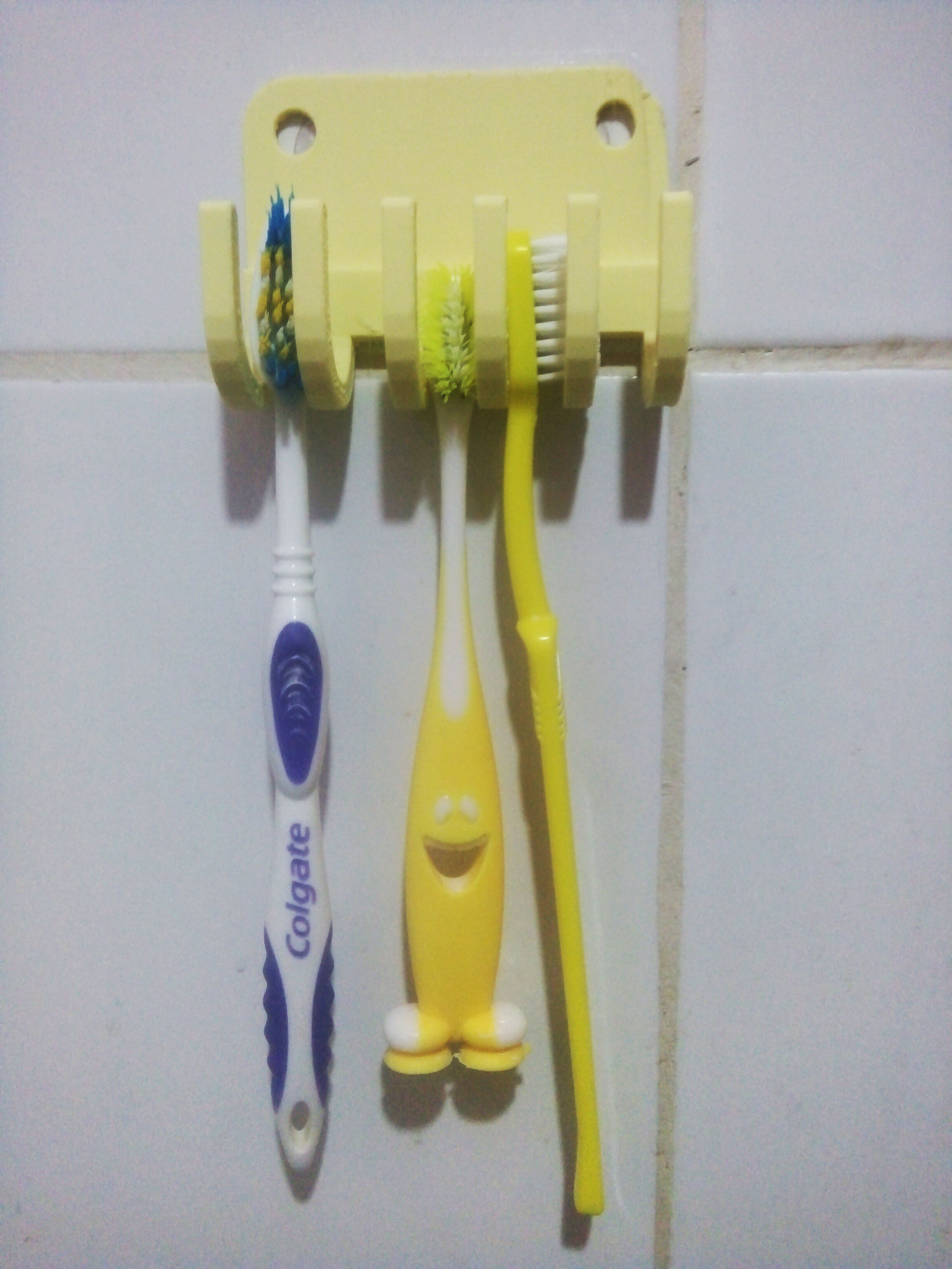 Fresh and free Stl File for Tooth brush mounted holder