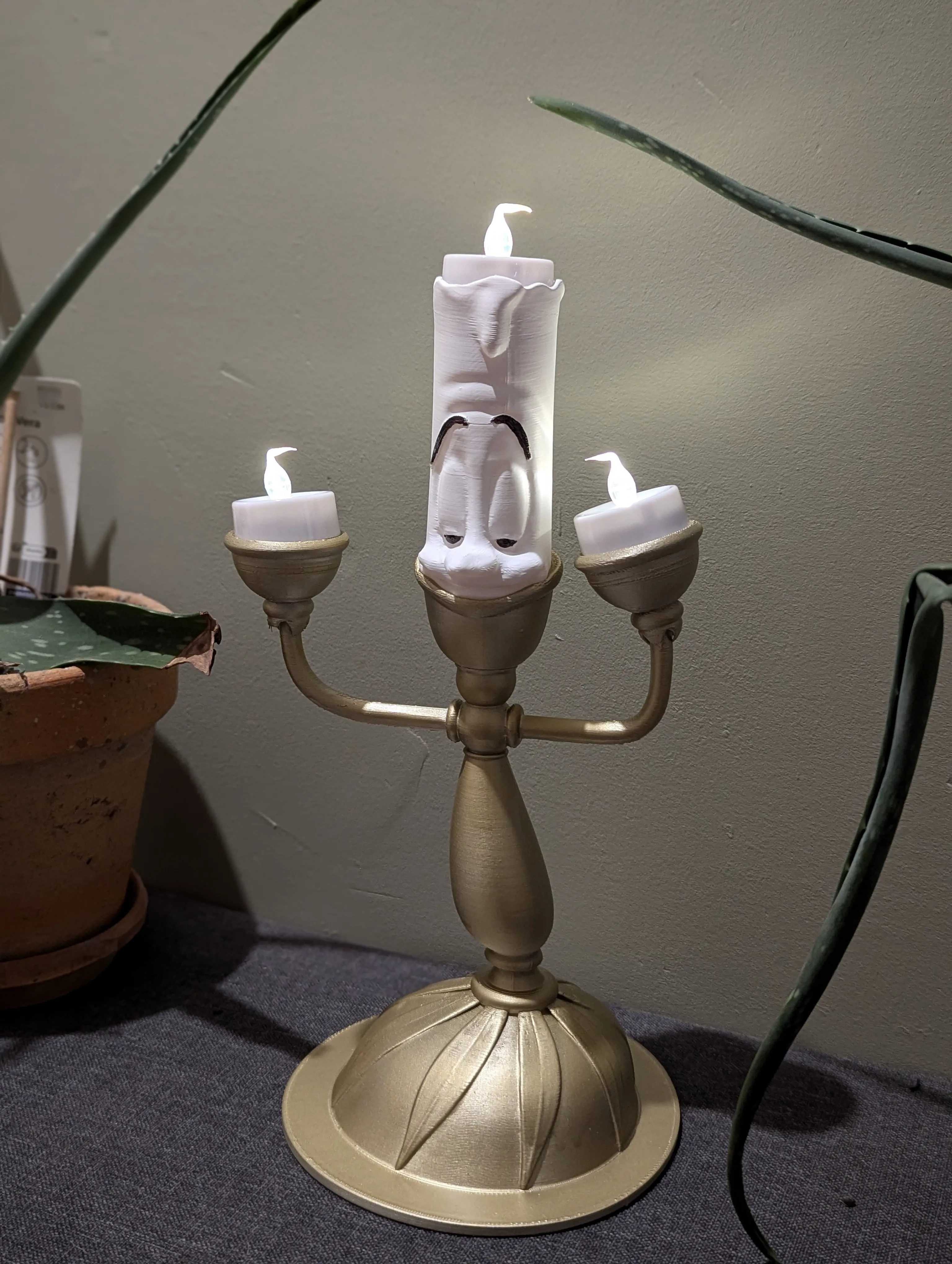 chandelier de lumière de la belle et la bête