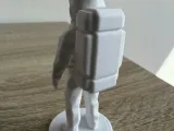 Low poly astronaut-3