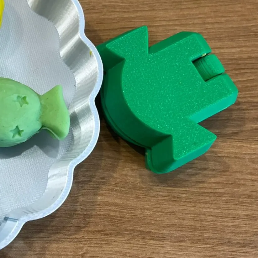 PRINT IN PLACE MOULD FOR A SWEET/ CANDY FOR SENSORY PLAY
