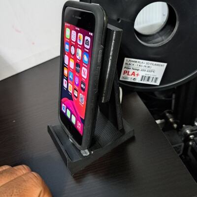 Charging Phone Stand 3d model