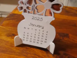 Calendar stand
