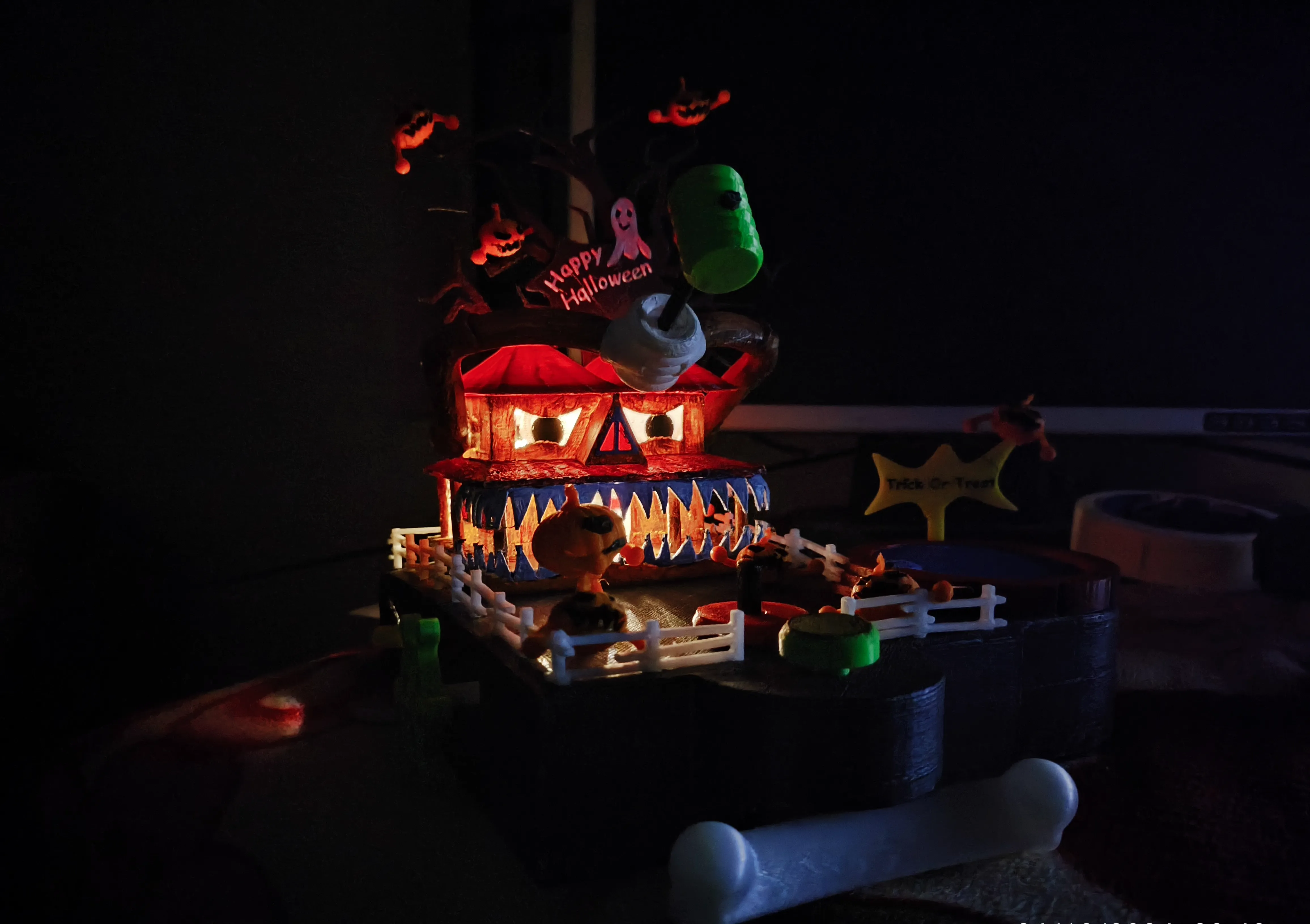 " Monster Game House-Try Your Luck"