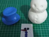 Snowman with hat-1