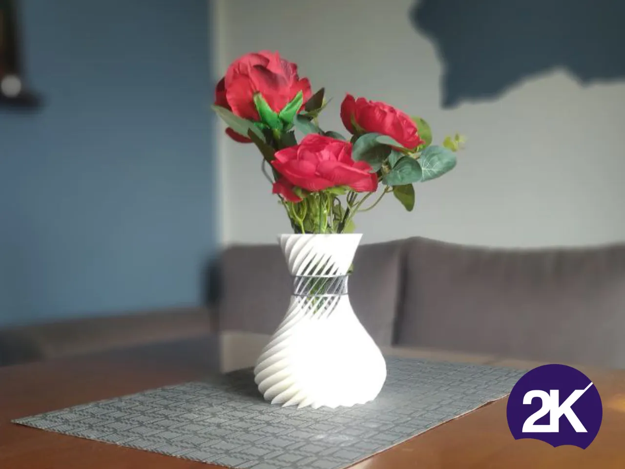 Angelus Vase, 2 sizes included, scalable