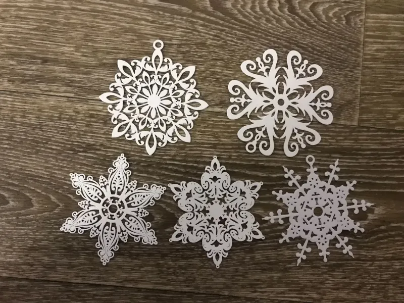 Snowflake Decoration & Keychain