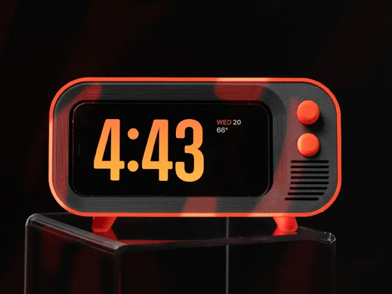 Retro TV iPhone Standby Dock